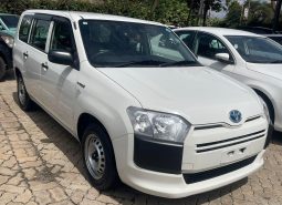 Toyota Succeed Hybrid