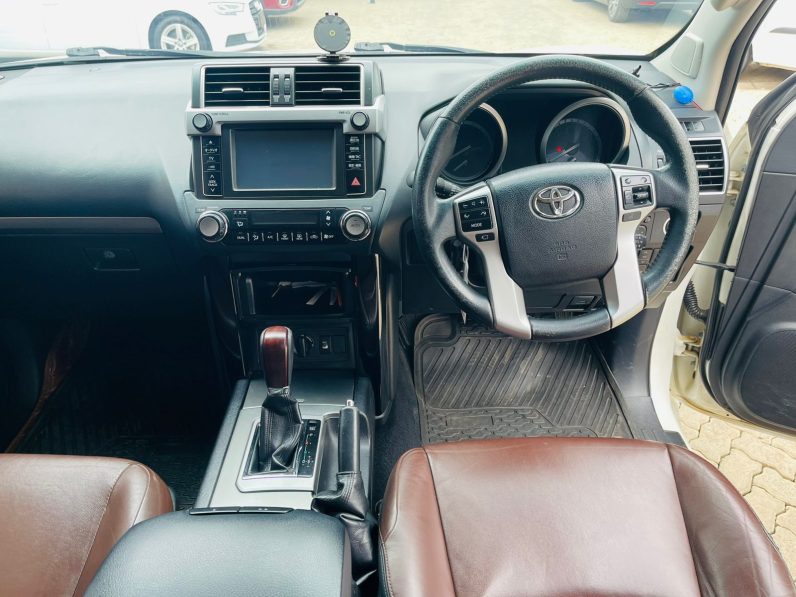 Toyota Land Cruiser Prado TZG