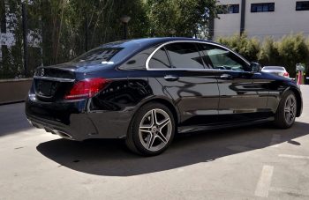 Mercedes-Benz C200