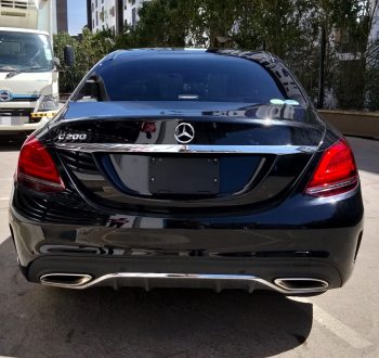 Mercedes-Benz C200