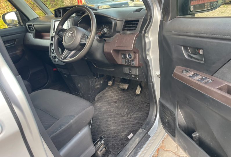 Toyota Roomy 2019