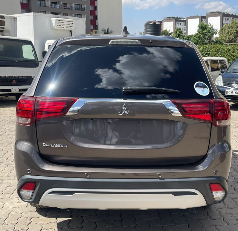 Mitsubishi Outlander